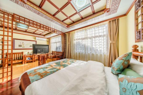 Superior Sunshine King Room